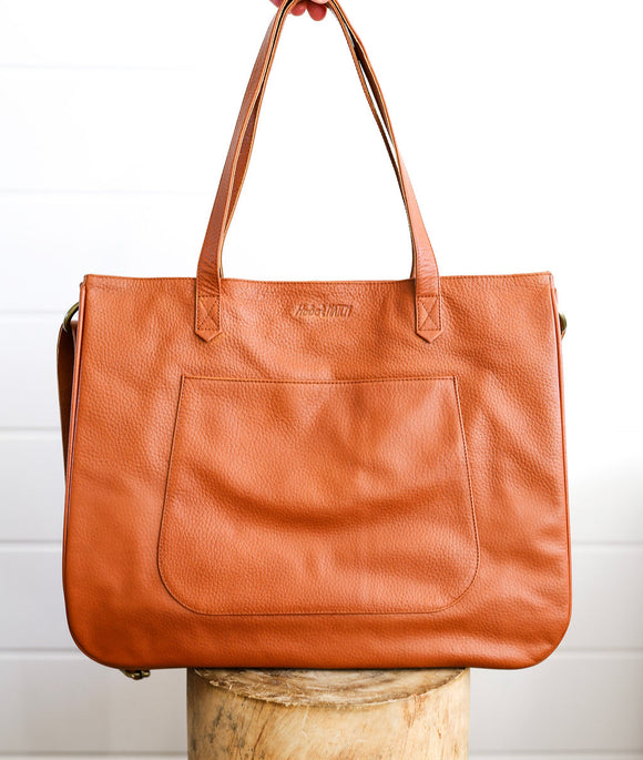 HOBO AND HATCH RUBY TOTE - Pebble Tan